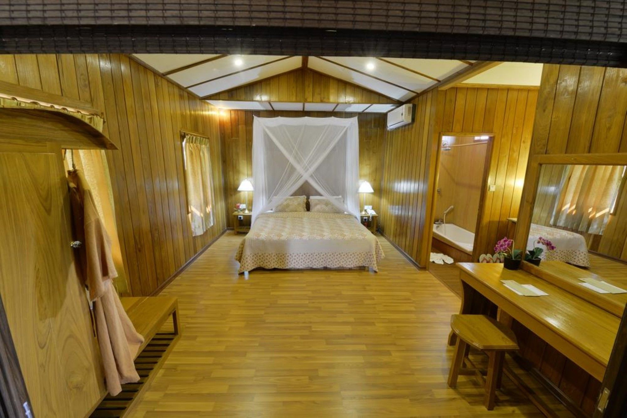 Ann Heritage Lodge Inle Lake Extérieur photo