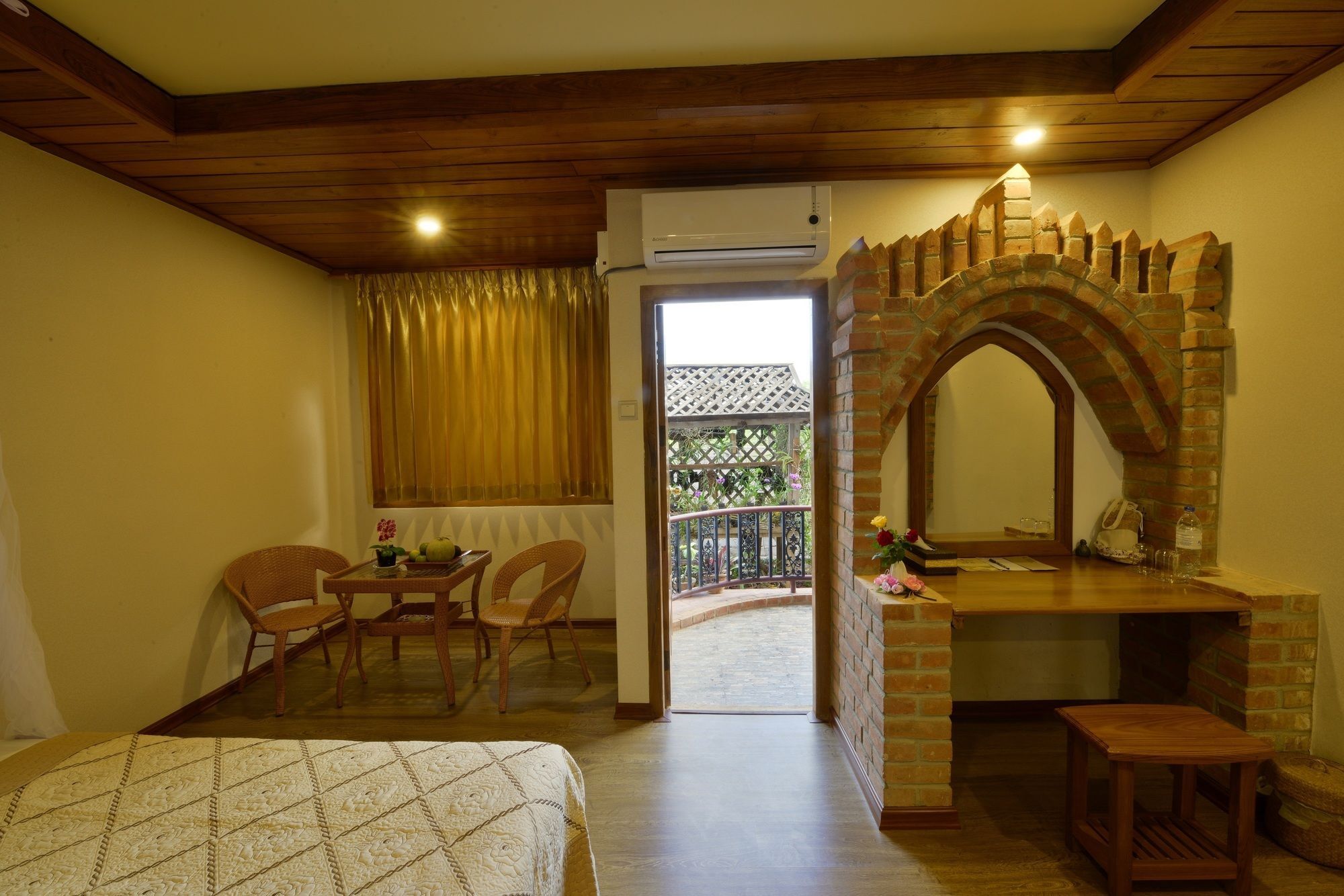 Ann Heritage Lodge Inle Lake Extérieur photo