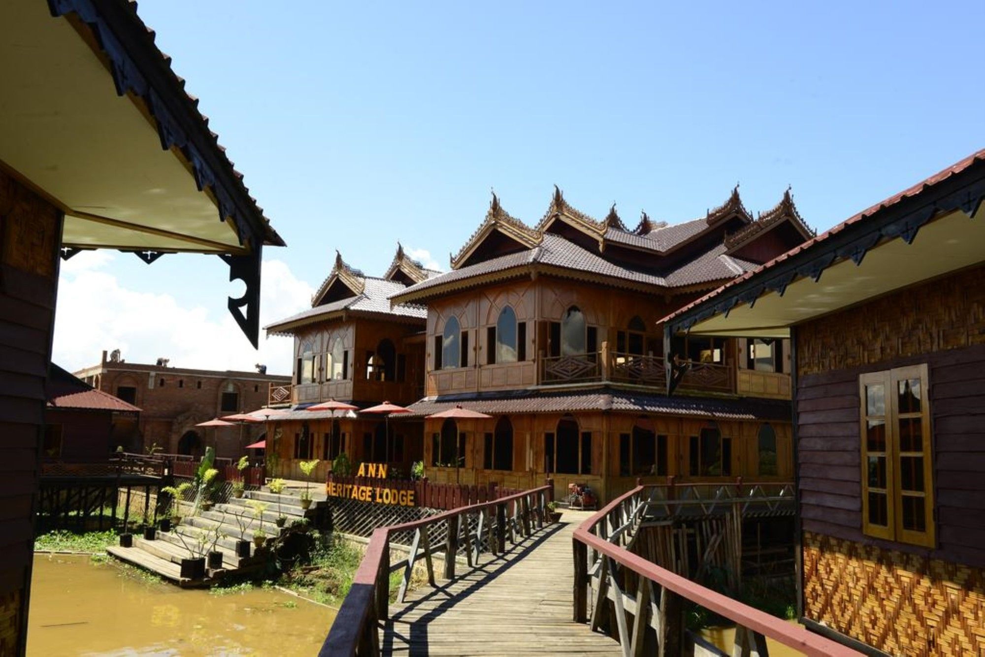 Ann Heritage Lodge Inle Lake Extérieur photo