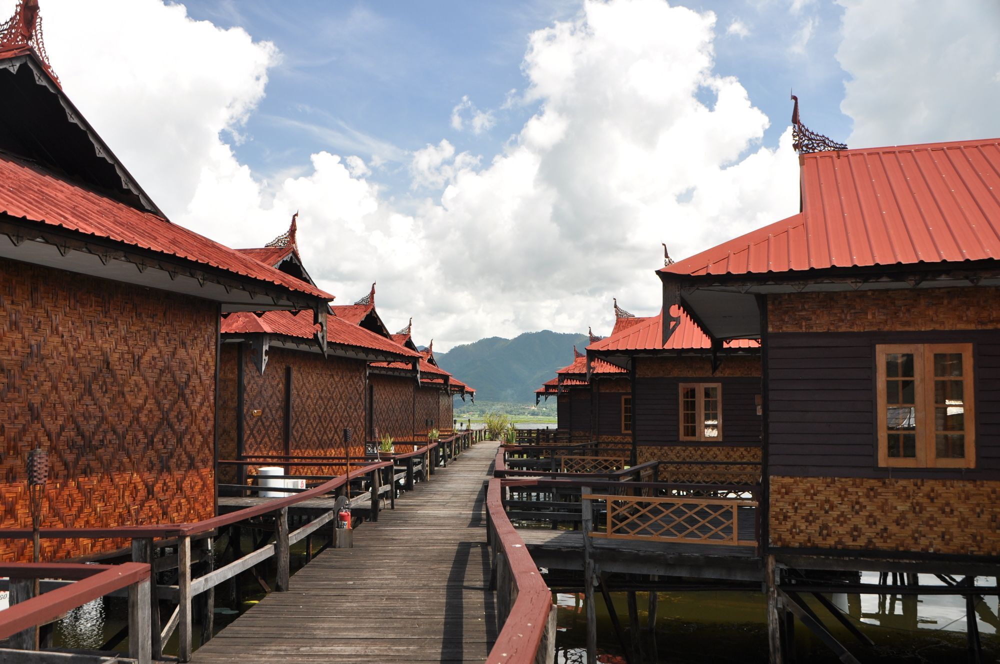 Ann Heritage Lodge Inle Lake Extérieur photo
